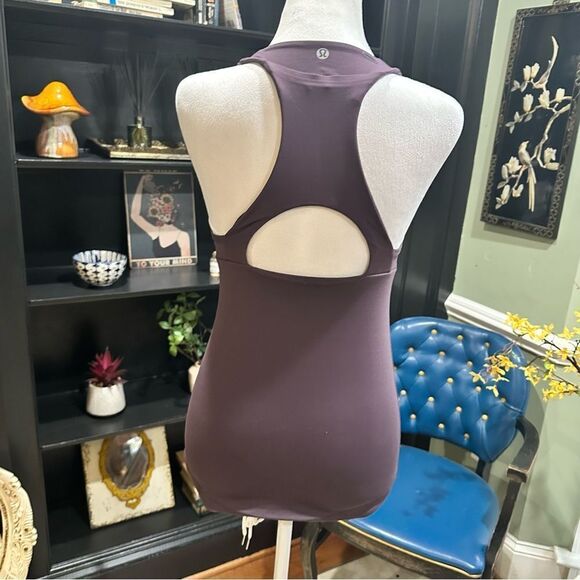 Lululemon Purple Final Lap Tank Size 4 - Picture 7 of 10